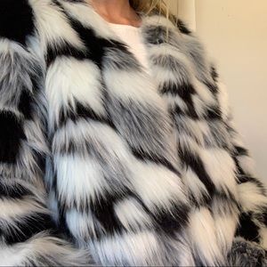 FAUX FUR COAT